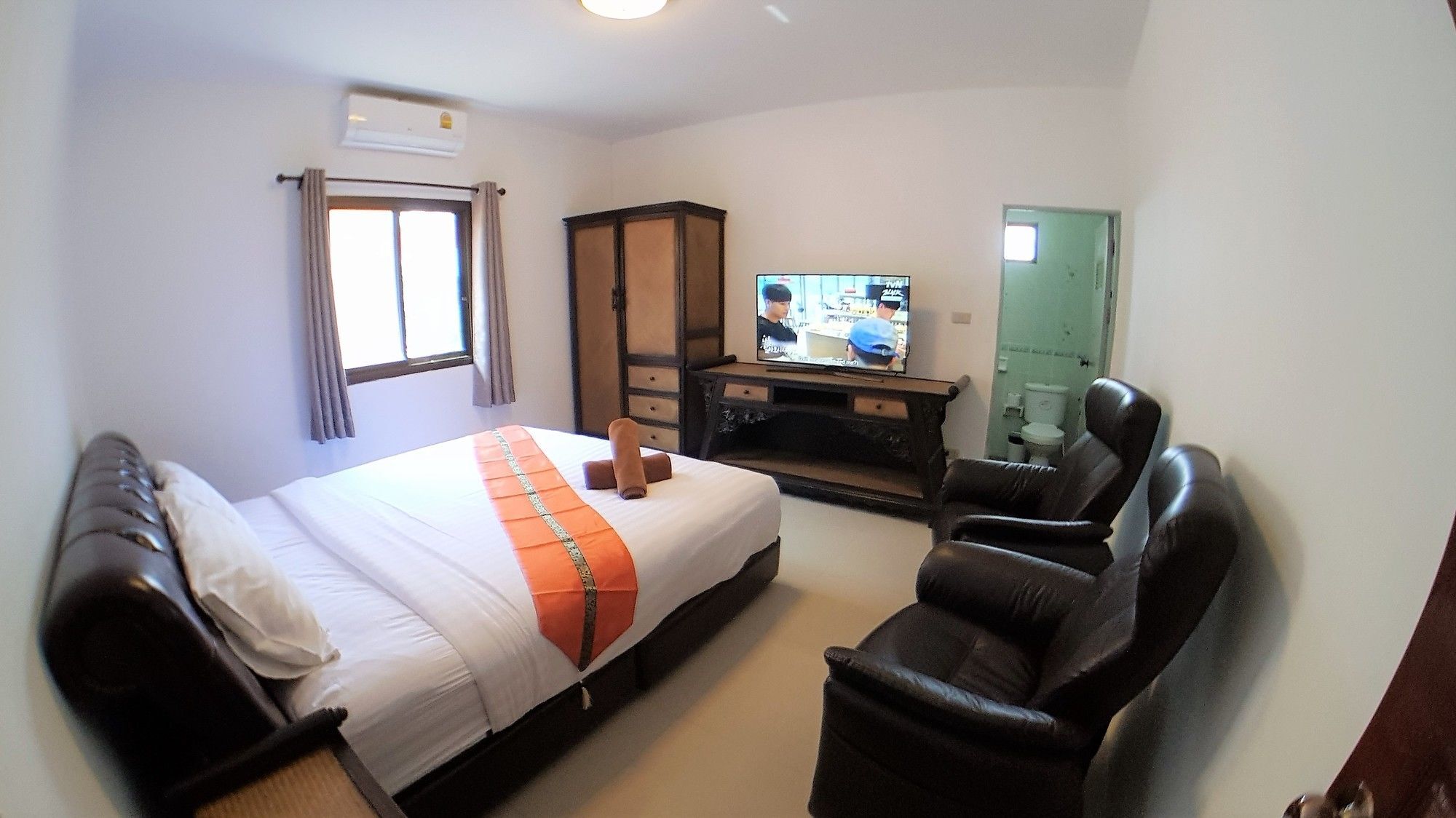 Yailand Luxury Pool Apartment